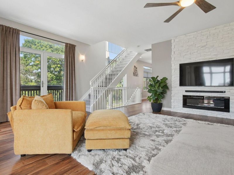 44 W Deshler Avenue, Columbus, OH 43206 Photo 7