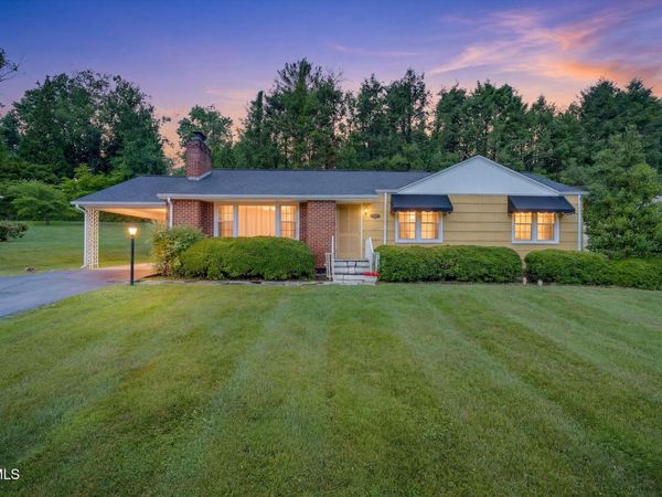 606 Pine Hill Road, Elizabethton, TN 37643