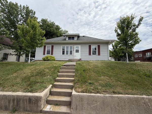 863 S Park Street, Richland Center, WI 53581