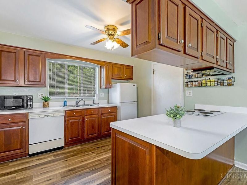 792 Asbury Road, Anderson Twp, OH 45255 Photo 11