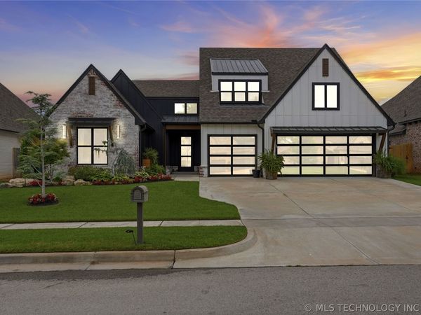 3732 E 115th Place S, Tulsa, OK 74037