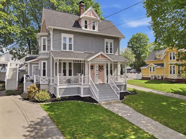 33 Brunswick Park, Unit 2, Melrose, MA 02176