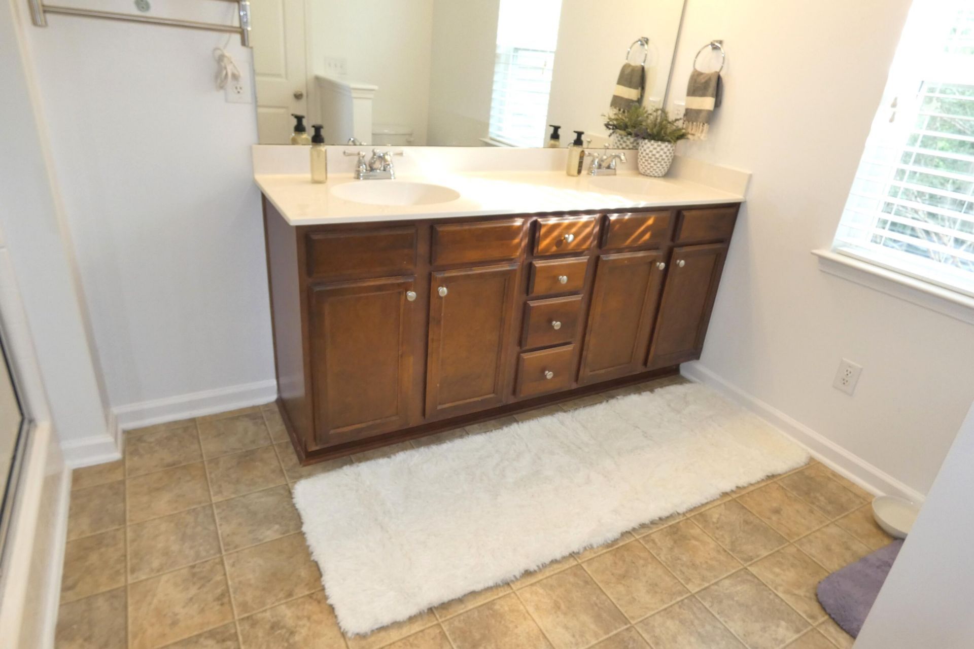 1790 Towne Street Photo 21