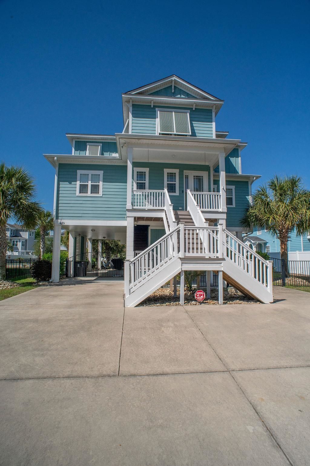 429 Oak Ave. Photo 1