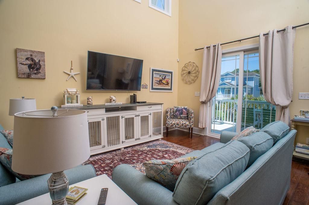 429 Oak Ave.  Photo 10