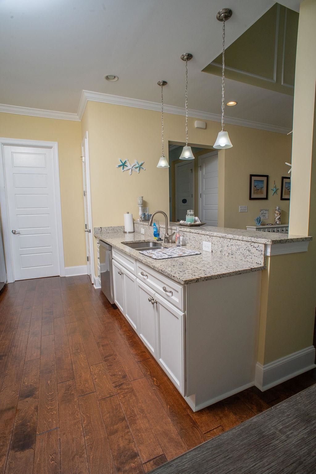 429 Oak Ave.  Photo 26