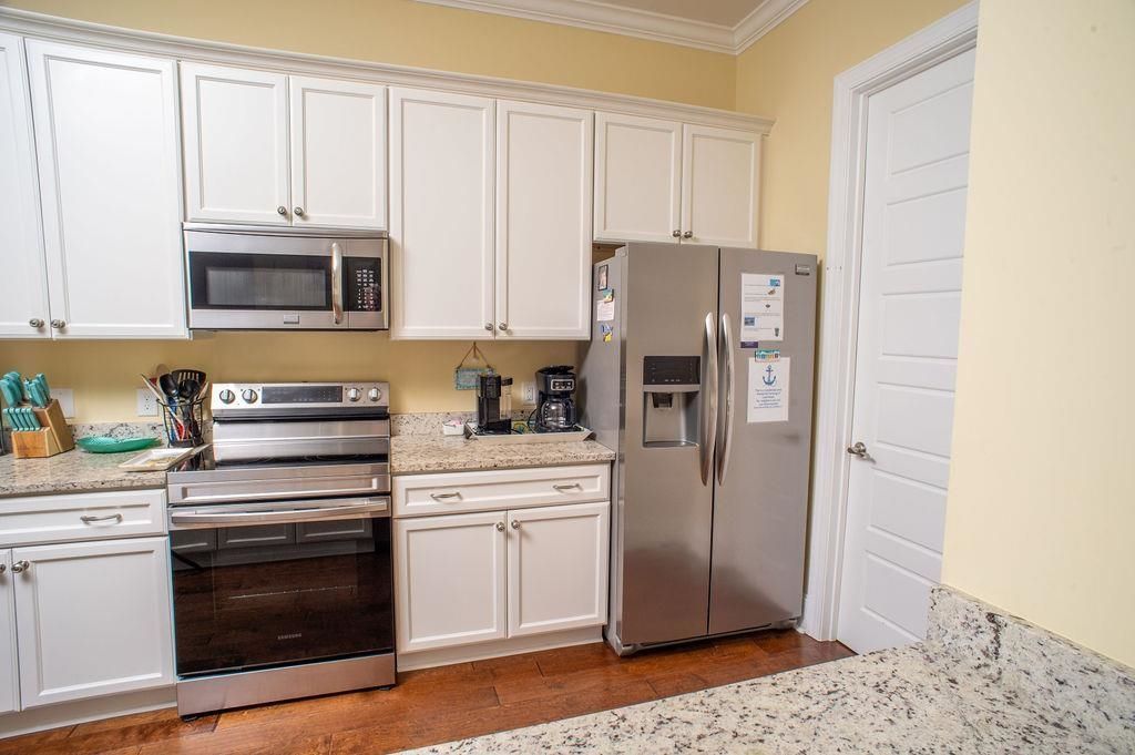 429 Oak Ave.  Photo 28