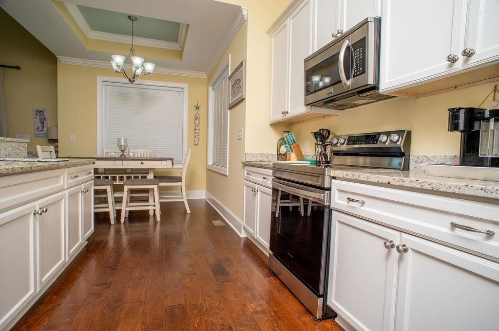 429 Oak Ave.  Photo 32
