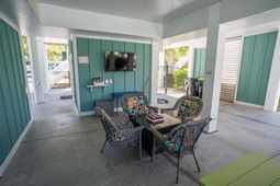 429 Oak Ave.  photo 4