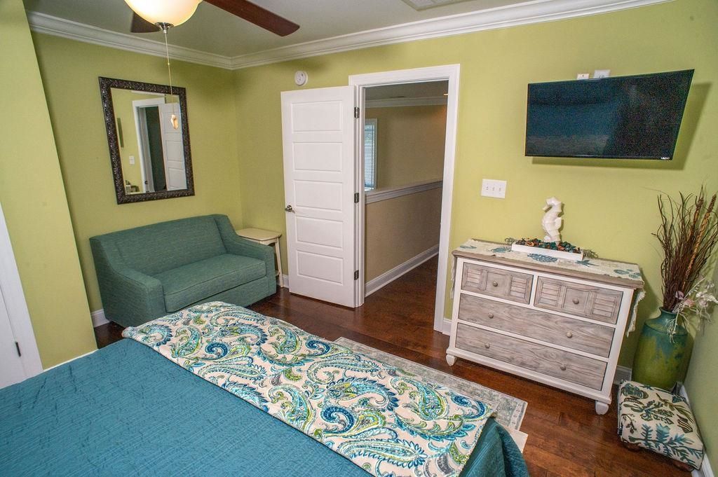 429 Oak Ave.  Photo 76