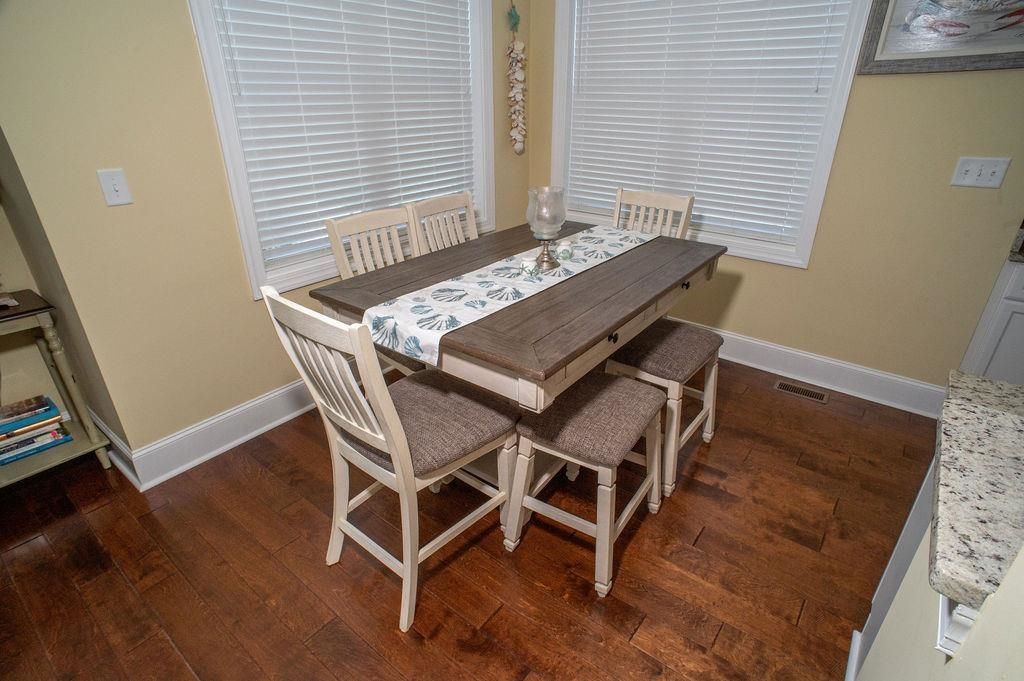 429 Oak Ave.  Photo 79