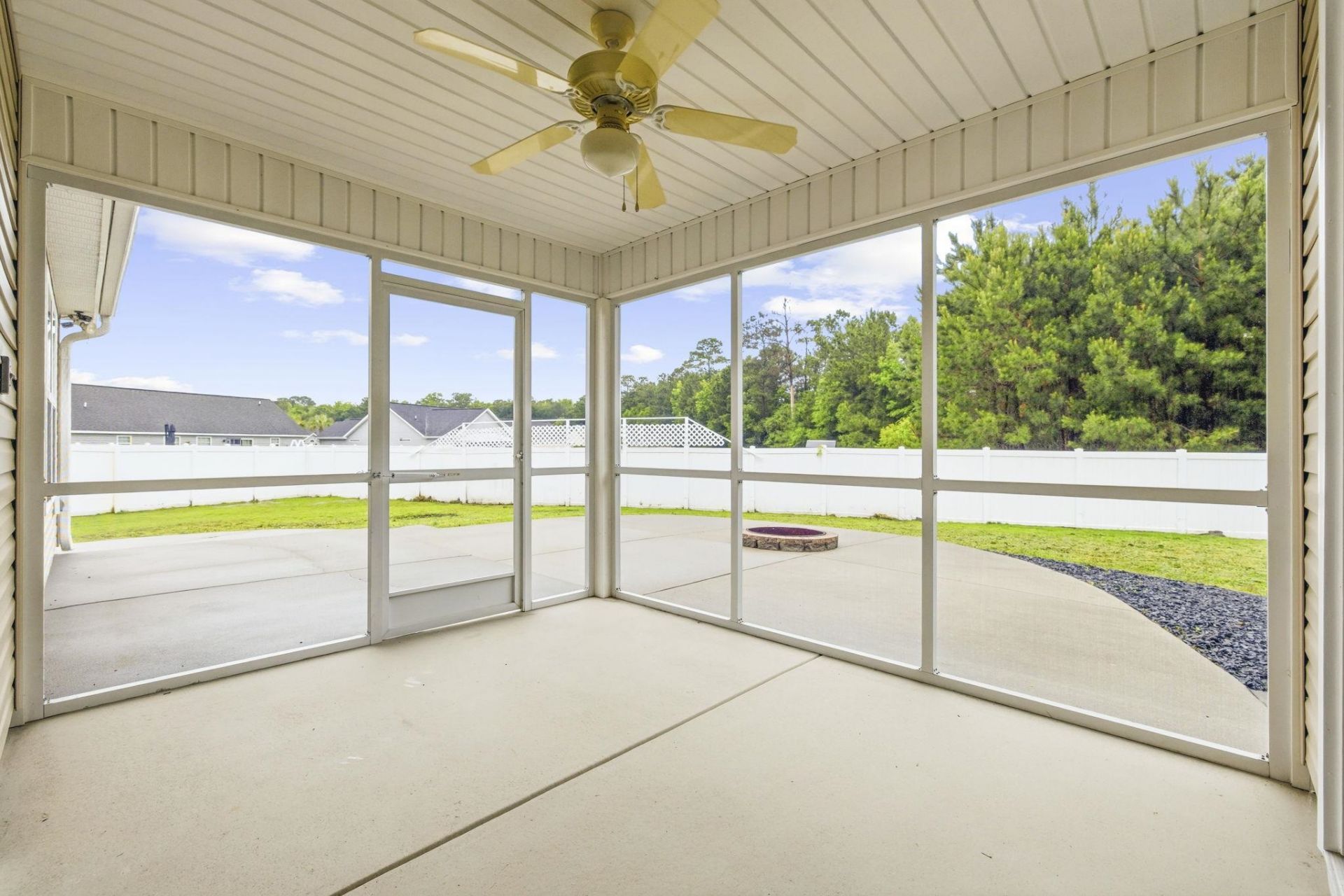 269 Ackerman Dr. Photo 15