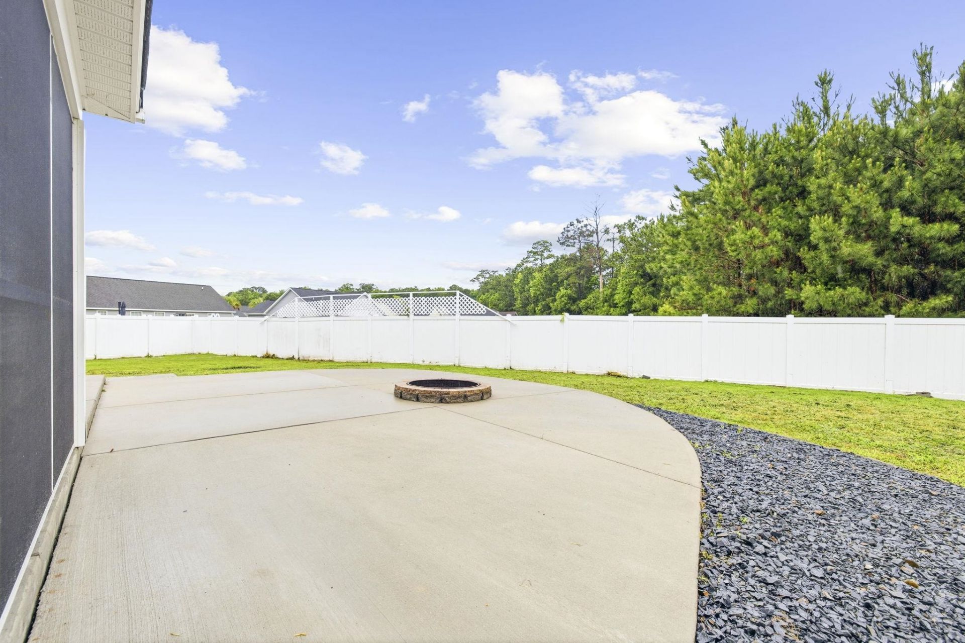269 Ackerman Dr. Photo 17