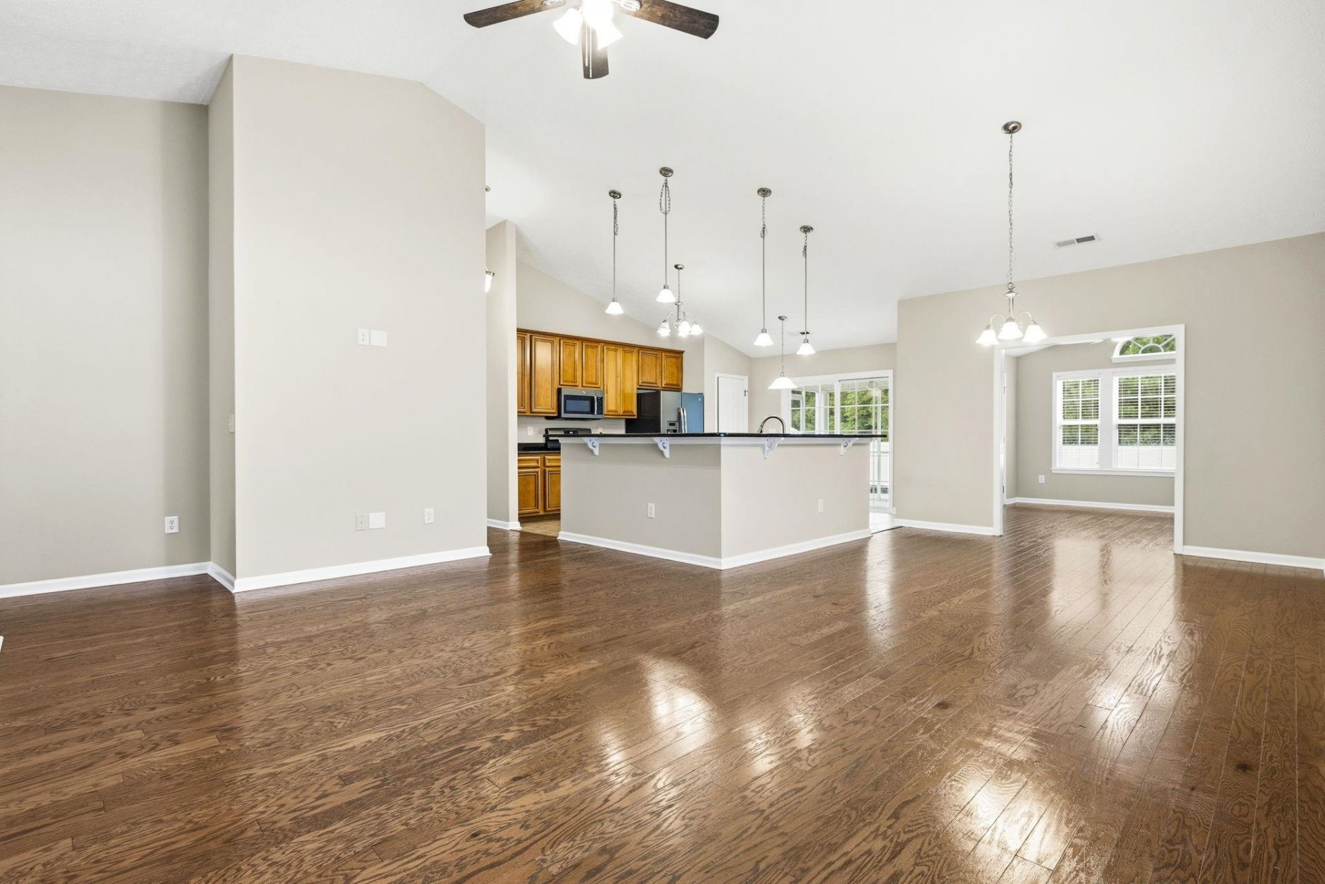 269 Ackerman Dr. Photo 4