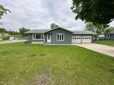 824 Irving Avenue SW, Wadena, MN 56482