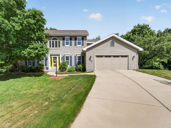 3098 Barrington Hills Court, Fitchburg, WI 53711
