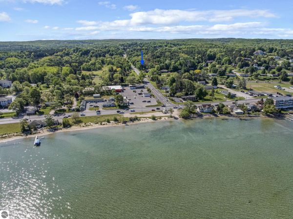 27 Bunker Hill Road, Williamsburg, MI 49690