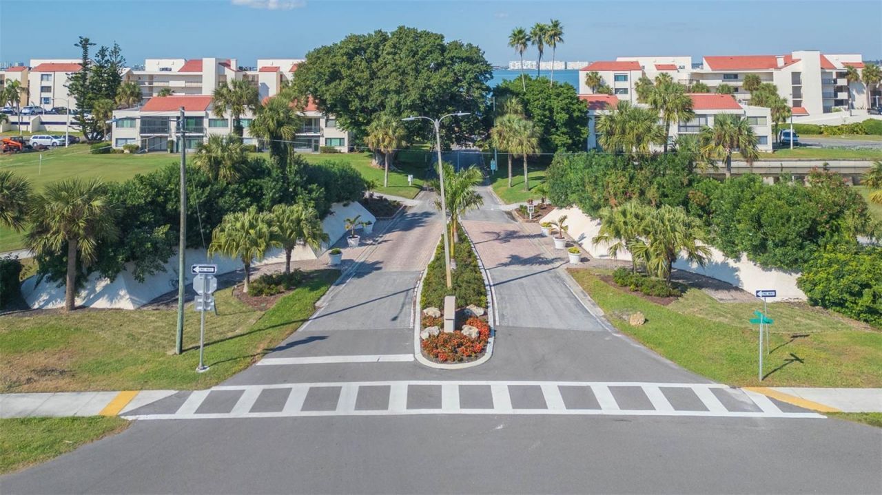 5510 Puerta Del Sol Boulevard S, Unit 132, Saint Petersburg, FL 33715 Photo