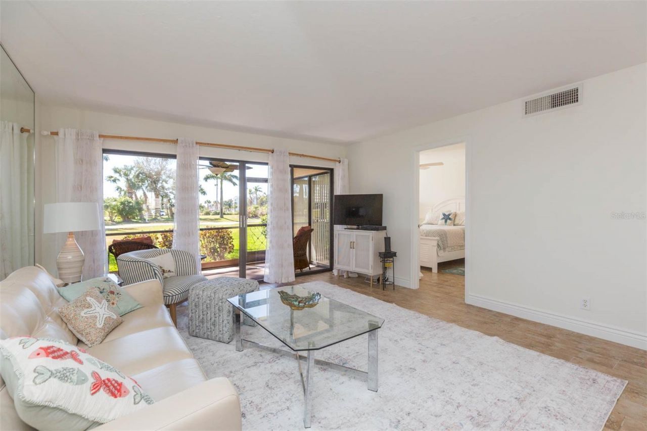 5510 Puerta Del Sol Boulevard S, Unit 132, Saint Petersburg, FL 33715 Photo