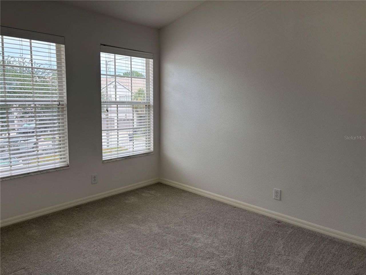 624 Black Lion Drive Ne, Saint Petersburg, FL 33716 Photo