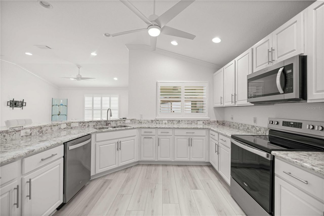 10367 Addison Shore Way, Oxford, FL 34484 Photo