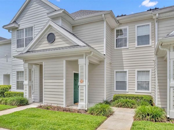 200 SOUTHERN PECAN CIRCLE , Unit 206, WINTER GARDEN, FL 34787