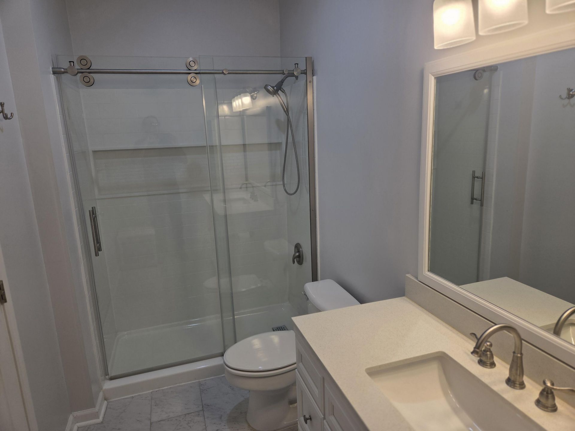 1600 Long Grove Drive Photo 12