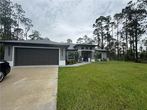 1119 Edison AVE, LEHIGH ACRES, FL 33972