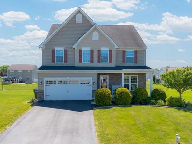 65 FOX HOLLOW DRIVE, GILBERTSVILLE, PA 19525