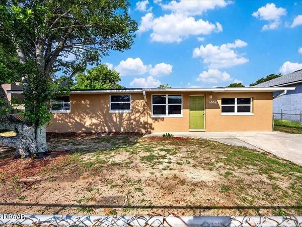 1262 Essex Road, Daytona Beach, FL 32117