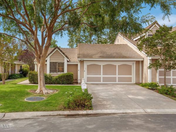 2944 Shadow Brook Lane , Westlake Village, CA 91361