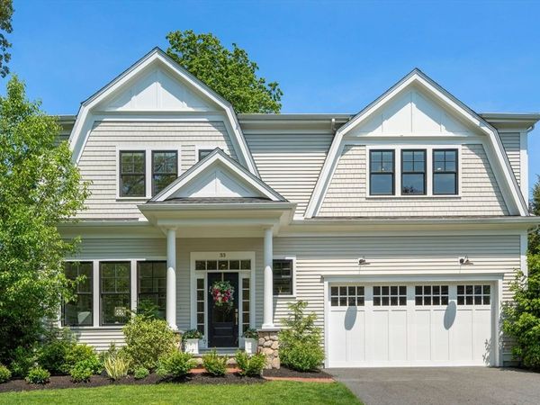 33 Hickory Rd, Wellesley, MA 02482
