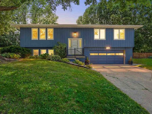 1749 Hafor Drive, Iowa City, IA 52246