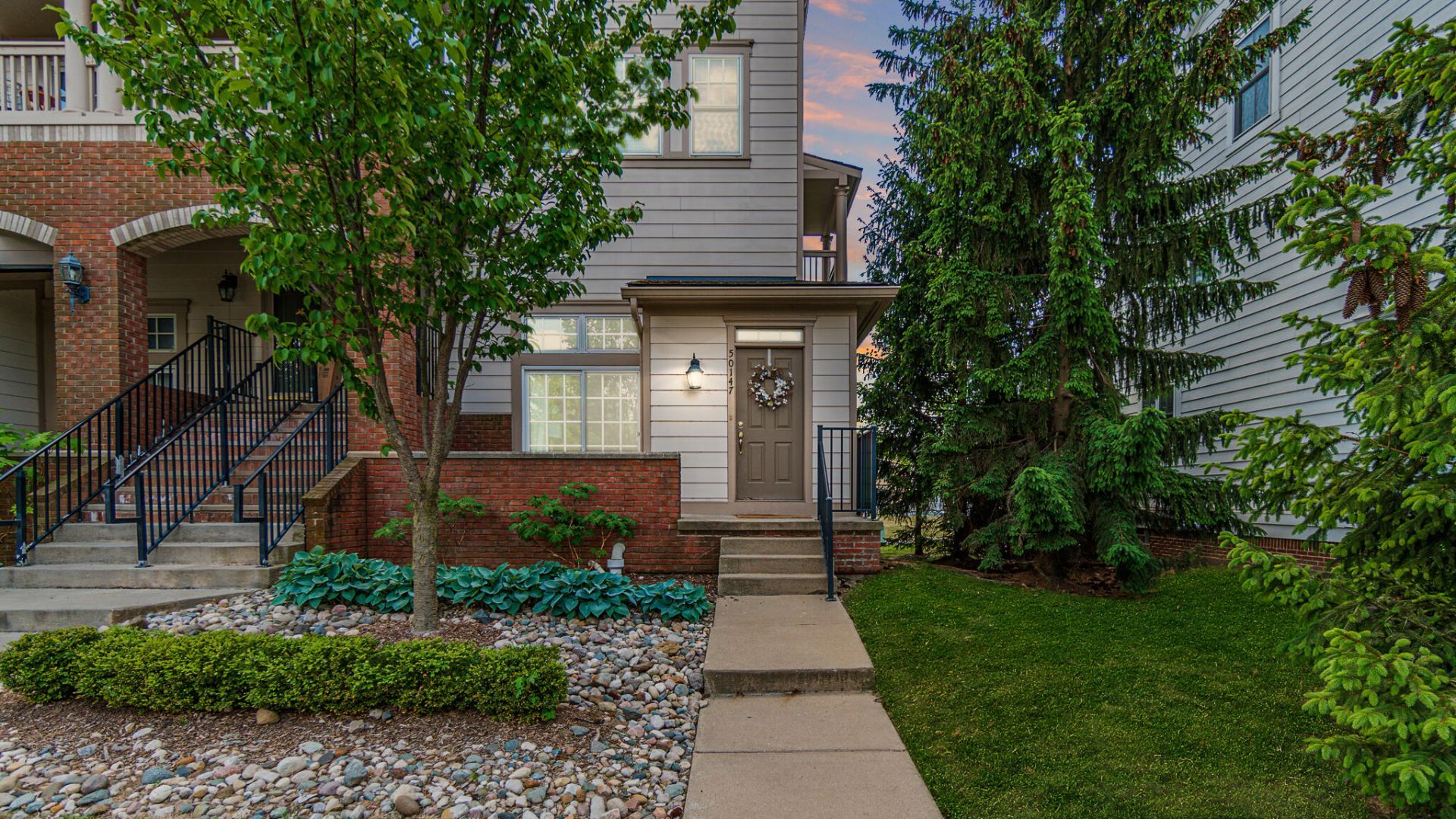 50147 Harding Street, Canton, MI 48188 Main Photo