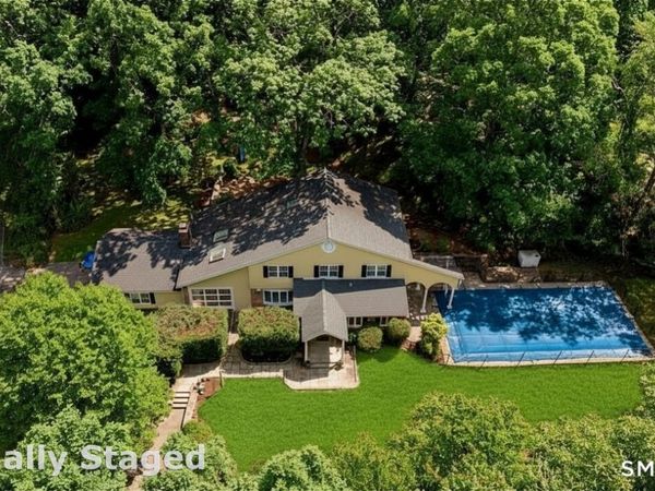 441 Cognewaugh, Greenwich, CT 06807