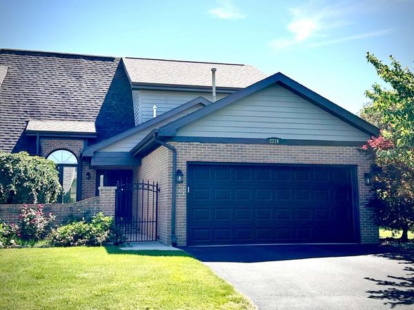 2216 Quail Lake Road, Findlay, OH 45840
