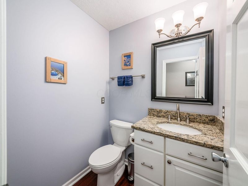407 Canmore Court, Westerville, OH 43082 Photo 7