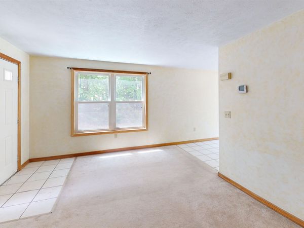 5A Mark Street, Hudson, NH 03051