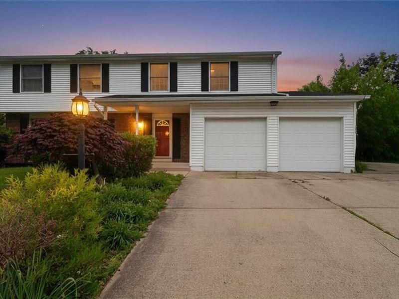 5051 Strathaven Drive, Dayton, OH 45424 Photo 2