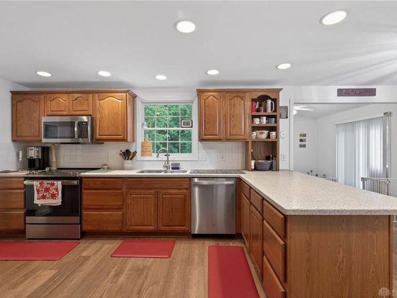 5051 Strathaven Drive, Dayton, OH 45424 Photo 5