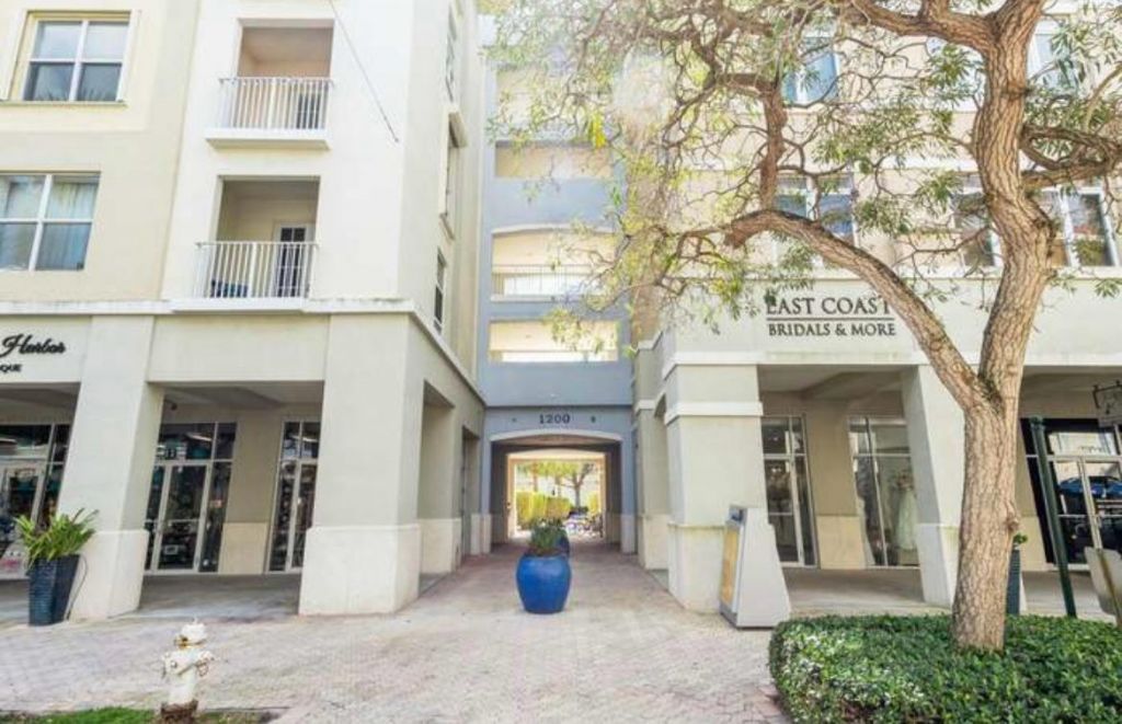 1200 Town Center Drive, Unit 305, Jupiter, FL 33458 Photo