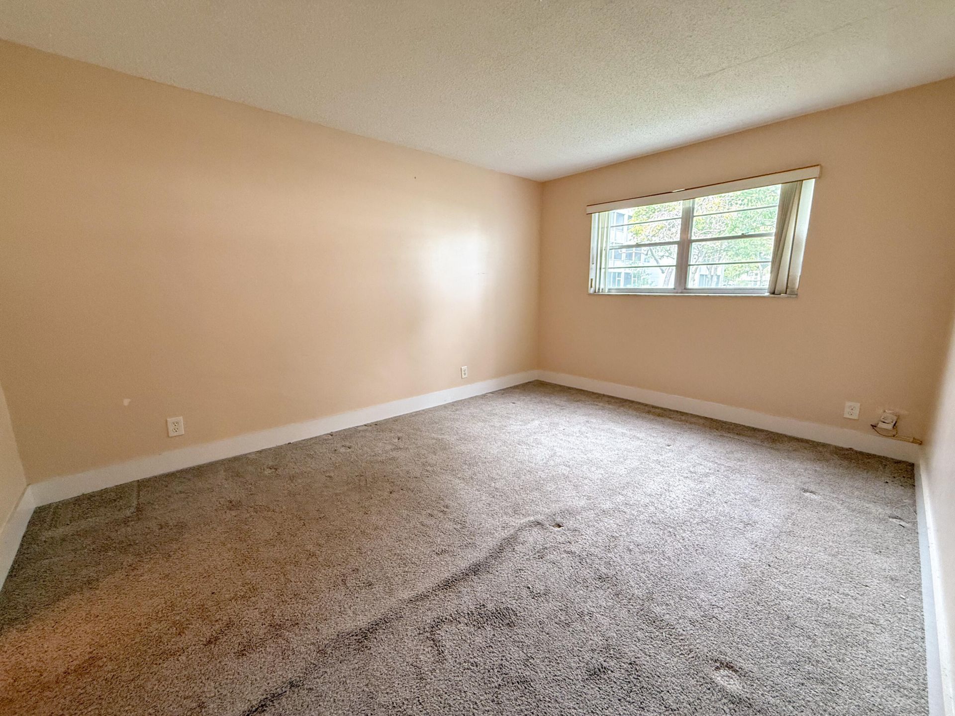 604 NE 2nd Street, Unit 122, Dania Beach, FL 33004 Photo