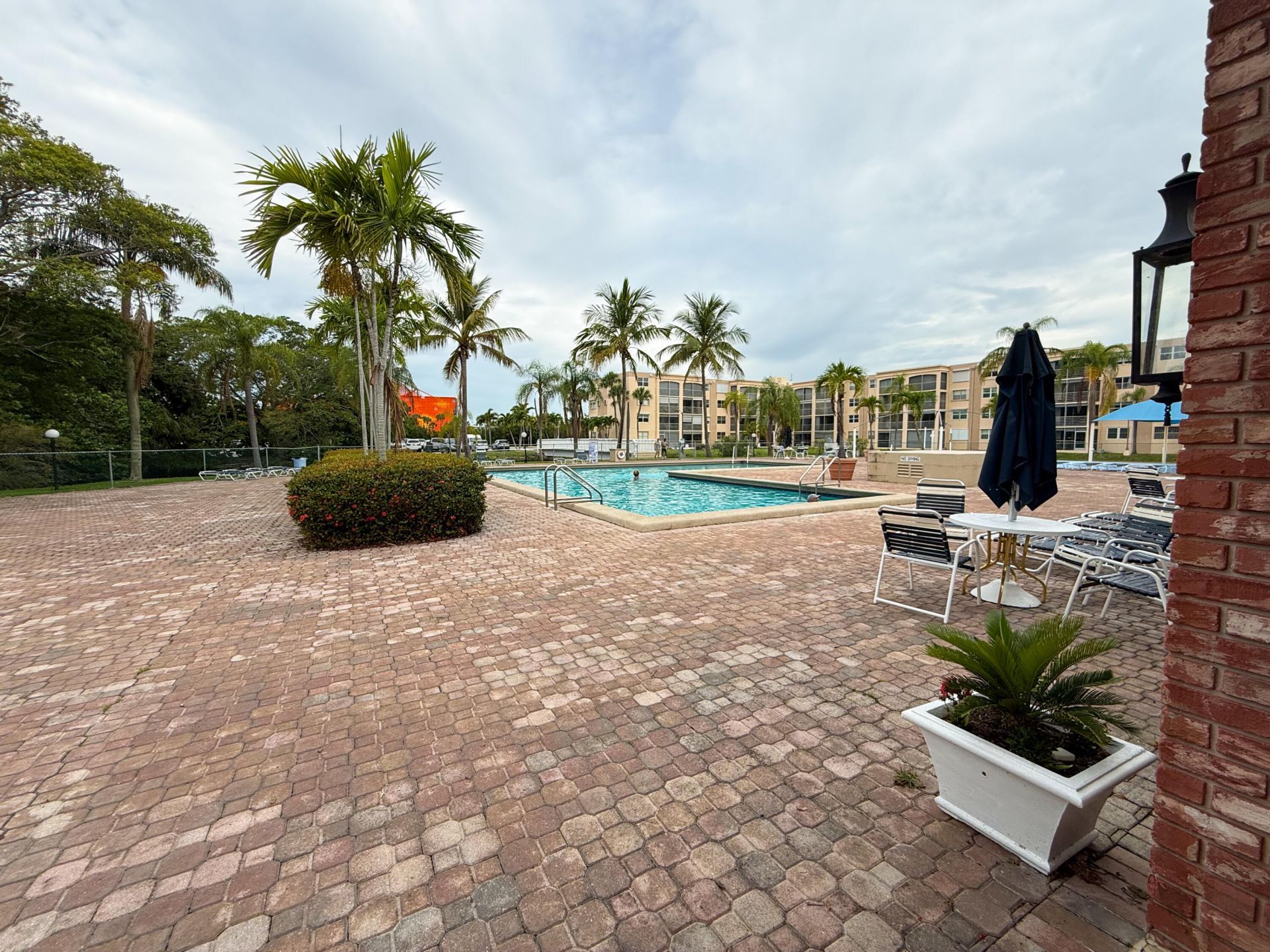 604 NE 2nd Street, Unit 122, Dania Beach, FL 33004 Photo