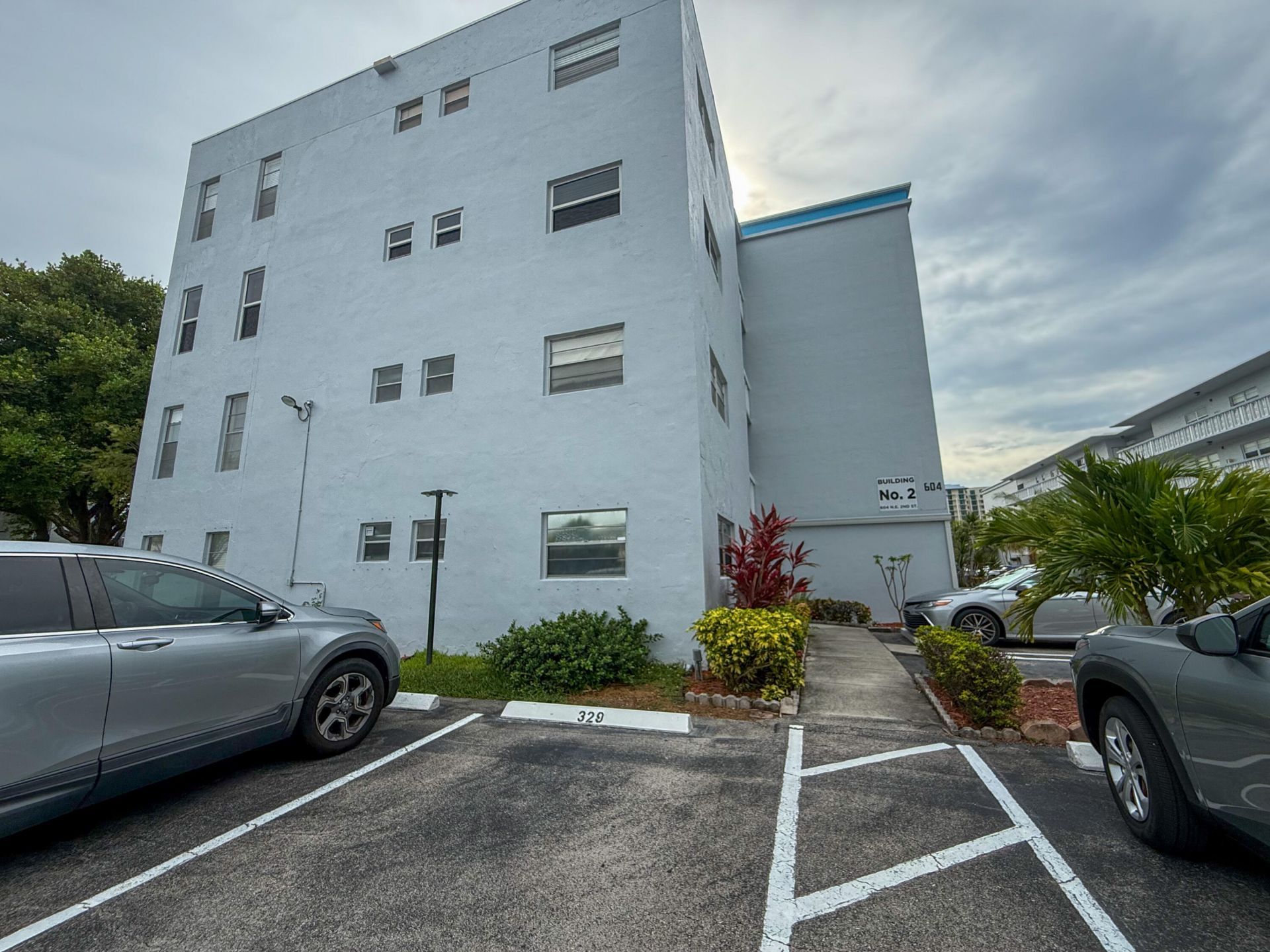 604 NE 2nd Street, Unit 122, Dania Beach, FL 33004 Photo
