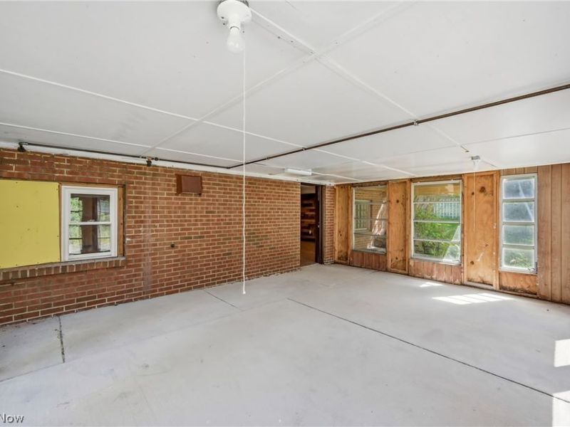 601 Murray Hill Drive, Youngstown, OH 44505 Photo 32