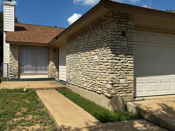 2202 Donahue LN , Unit A, Austin, TX 78744