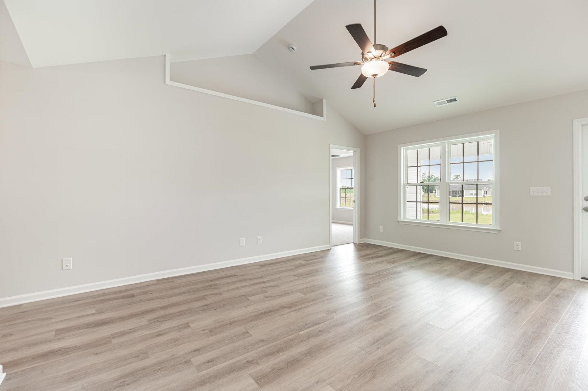 148 Gray Owl Dr. Photo 6