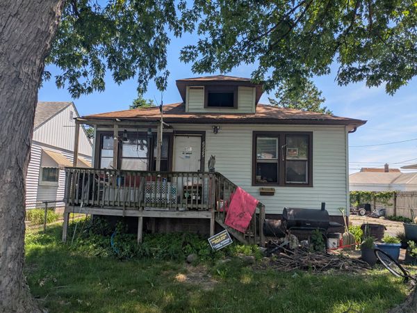 6525 Delaware Avenue , Hammond, IN 46323