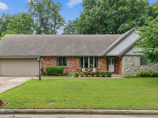 7120 E 69th Street, Tulsa, OK 74133