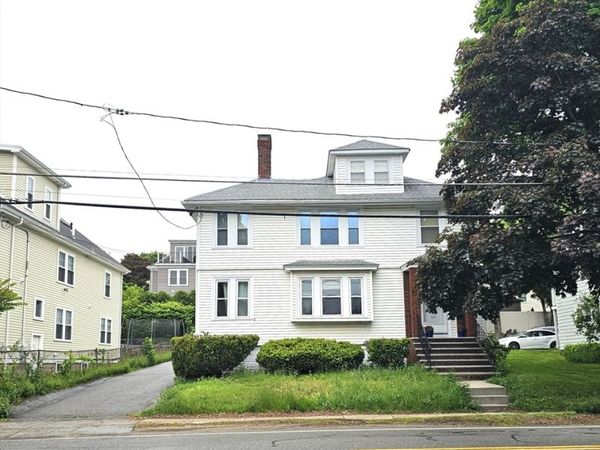 519 School St, Unit 2, Belmont, MA 02478
